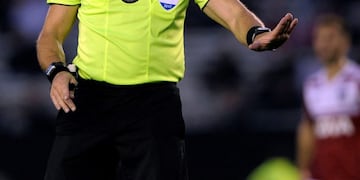 Los árbitros pasarán a cobrar $20\u002E000 por partido\u002E Foto: AFP\u002E