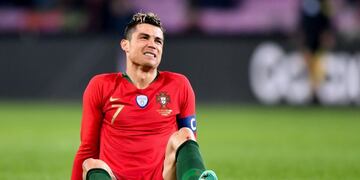 Con Cristiano Ronaldo de titular, Portugal sufrió una dura derrota ante Holanda\u002E (Foto: AFP PHOTO / Fabrice COFFRINI)