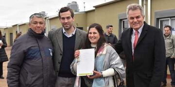 Se entregaron 20 viviendas