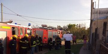 Bomberos de Basavilbaso agradecen a compañera con COVID-19\u002E\nCrédito: FMRiel