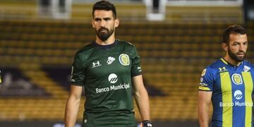 El ex Boca Juniors sólo disputó dos encuentros como titular\u002E (@carcoficial)