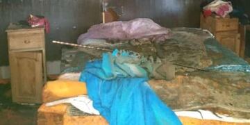 Las llamas destruyeron el interior de la vivienda\u002E