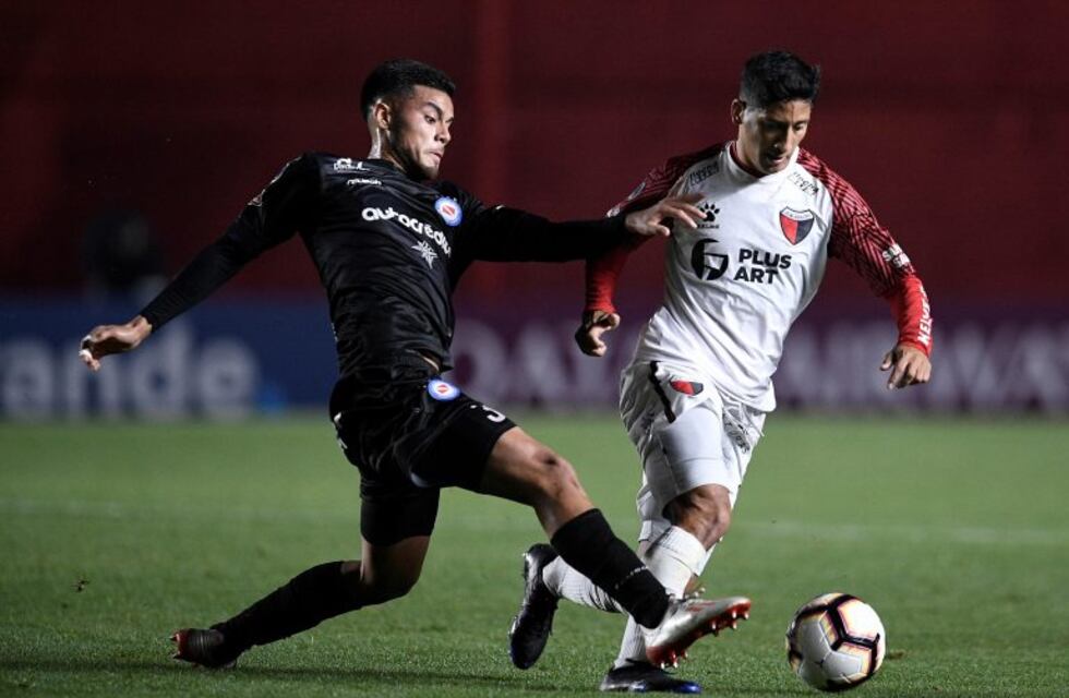 Sensible baja en Colón: Aliendro se pierde la final de la Sudamericana por lesión