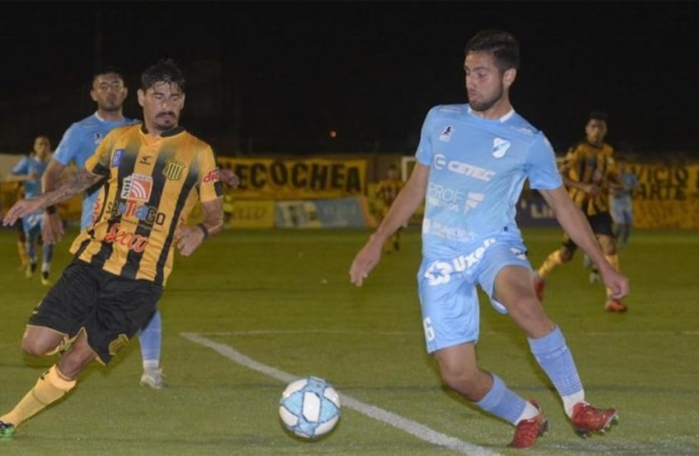 Mitre no pudo con Temperley y perdió 1 a 0 en Santiago