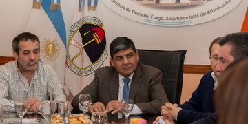 El vice Arcando con el Consejo de Pastores de Ushuaia