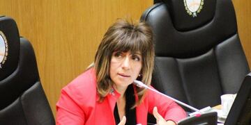 Violento ataque a una sede de la legisladora Stella Maris Córdoba\u002E (Web)