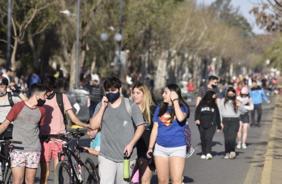 El Parque Sarmiento va quedando "de primavera"