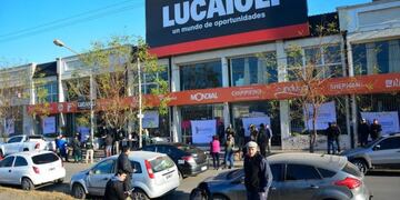 La firma Lucaioli y Saturno Hogar anunció su cierre definitivo en medio de la crisis económica que afronta Argentina\u002E