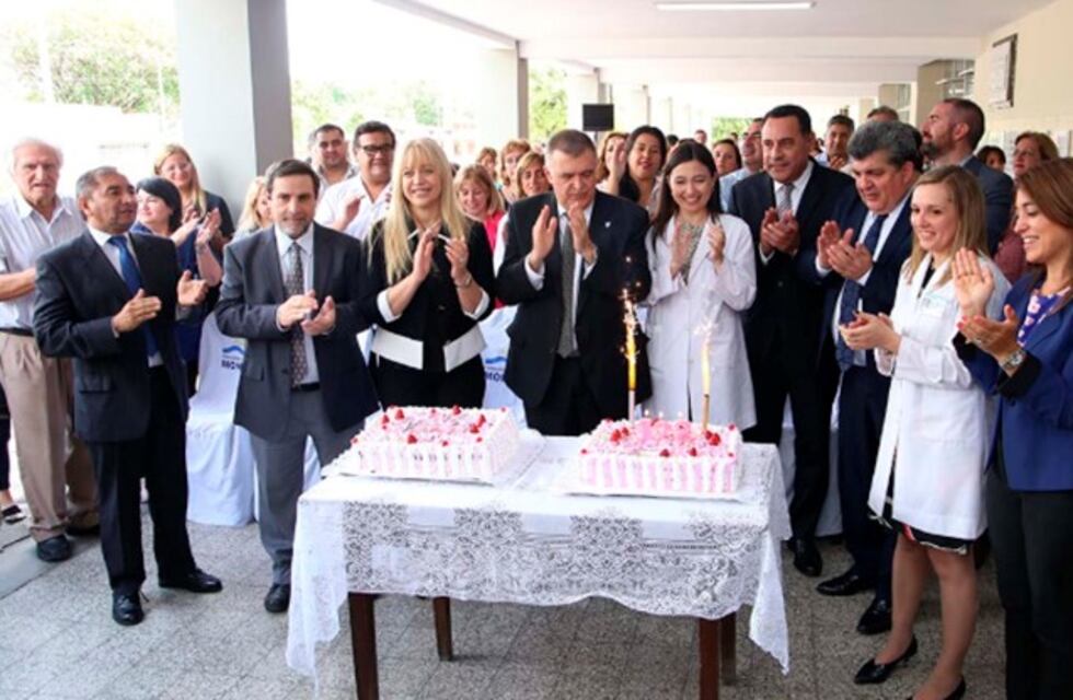 Osvaldo Jaldo estuvo presente en los festejos por los 122 años del hospital de Monteros