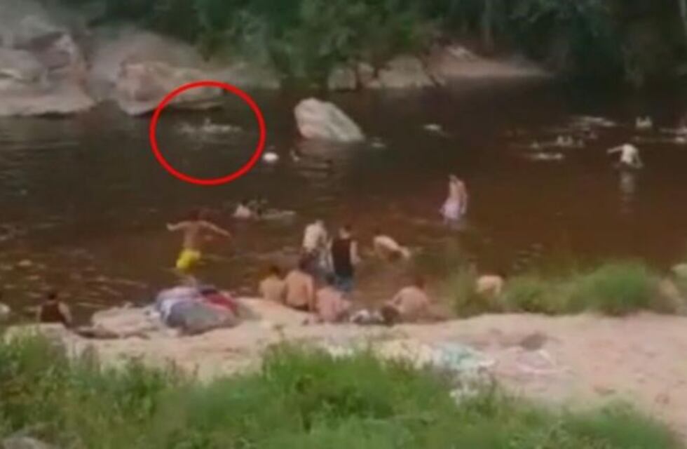 Así fue el rescate del abuelo y su nieto que se ahogaban en El Fantasio