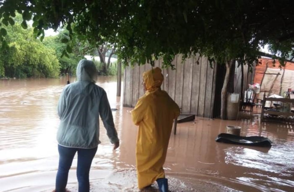 Apolinario Saravia: debieron evacuar varias familias de las zonas rurales a causa del temporal