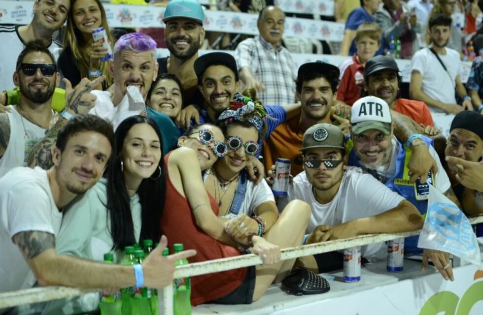 Gianinna Maradona eligió el Carnaval del País para celebrar con amigos