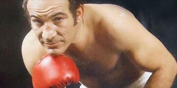 Nicolino Locche se ganó el apodo de "El intocable" por su capacidad para esquivar al contrincante.