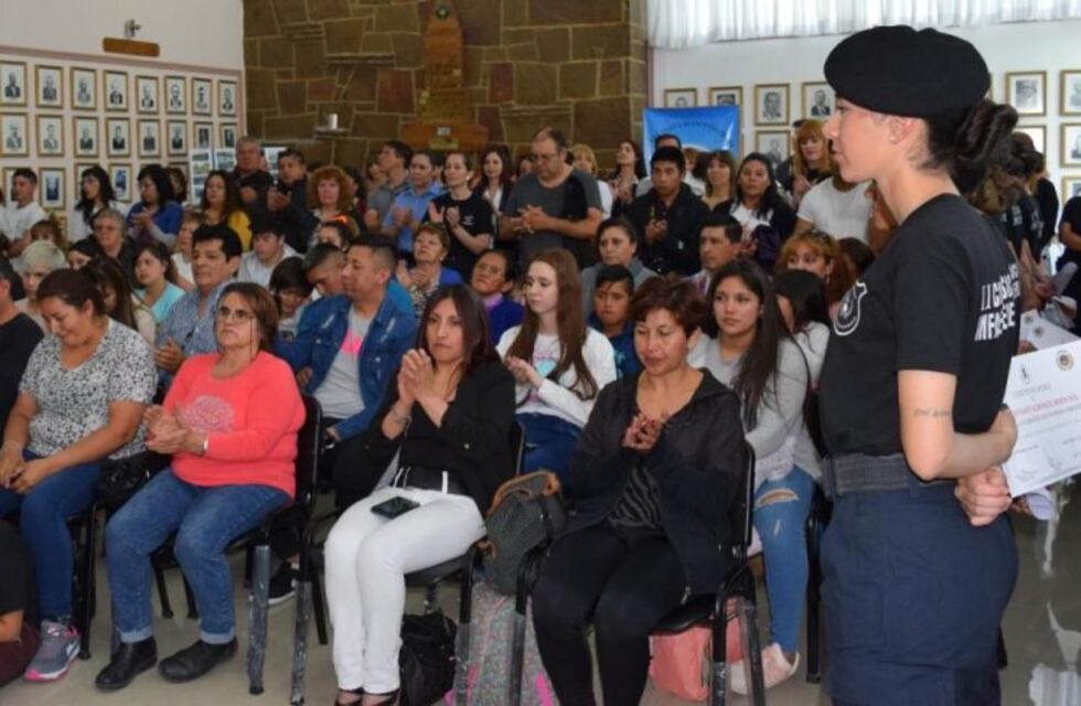 La Policía del Chubut presentó el nuevo Cuerpo de Infantería Femenina