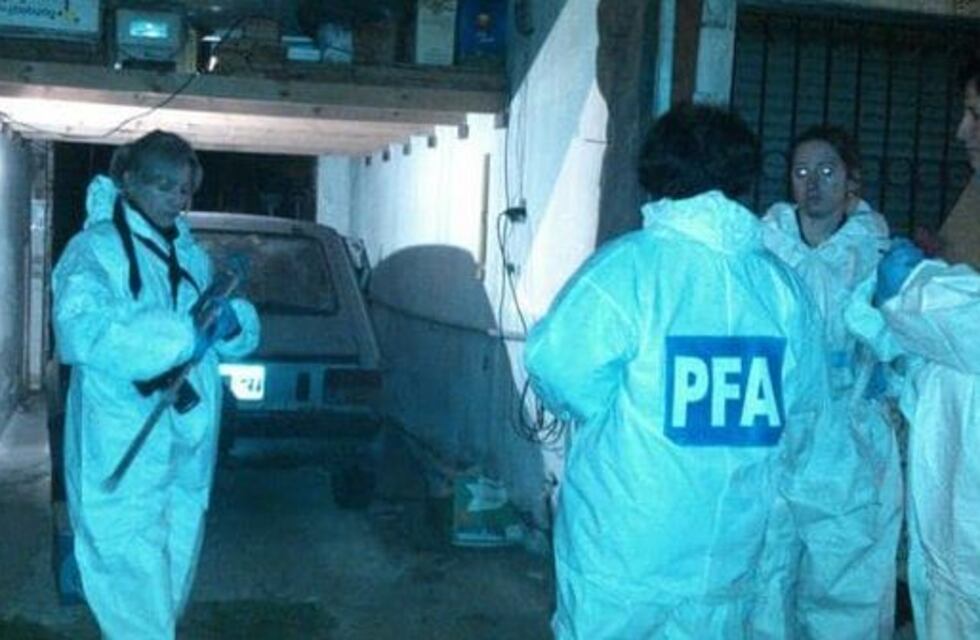 Allanaron la casa del profesor de Anahí Benítez e investigan un posible escrito de la adolescente