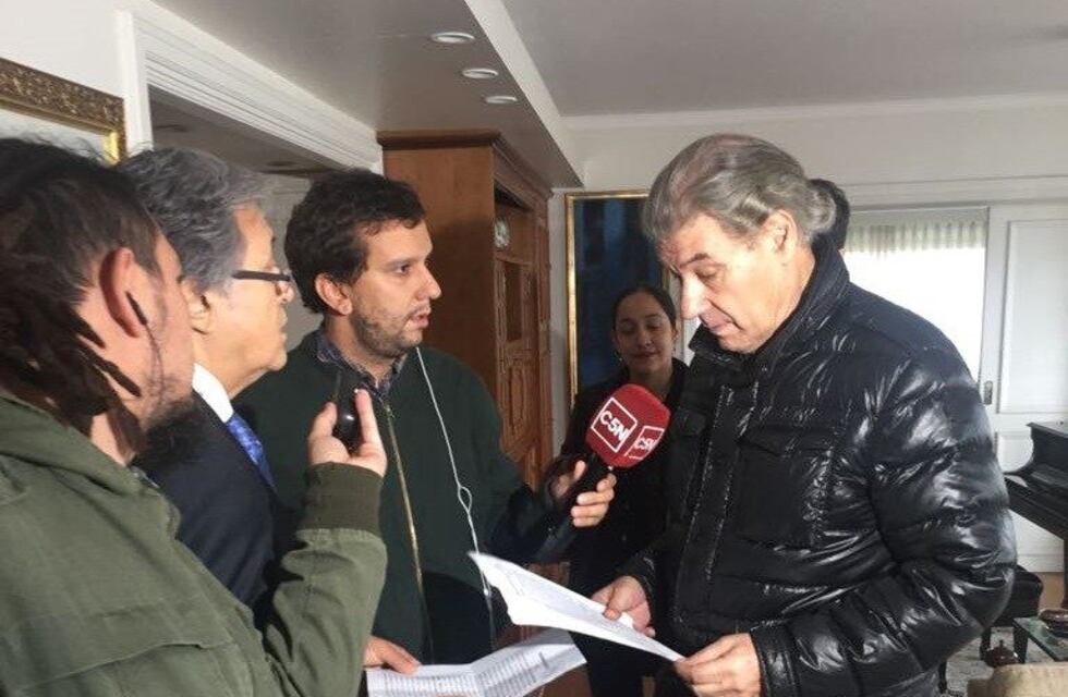 Allanaron la casa de Víctor Hugo Morales por la transmisión de la final de la Intercontinental 2000