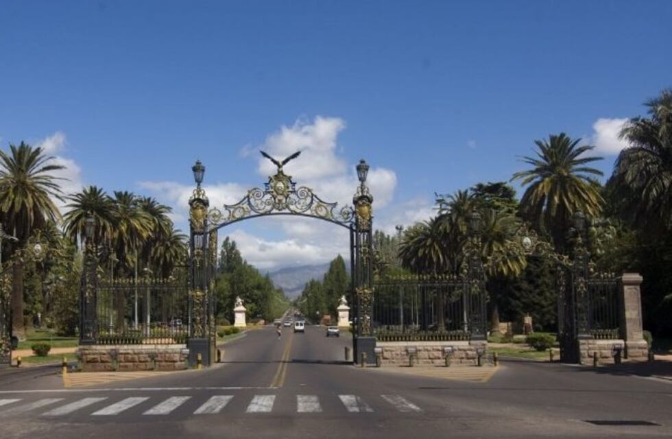 Denuncian el deterioro del Parque General San Martín