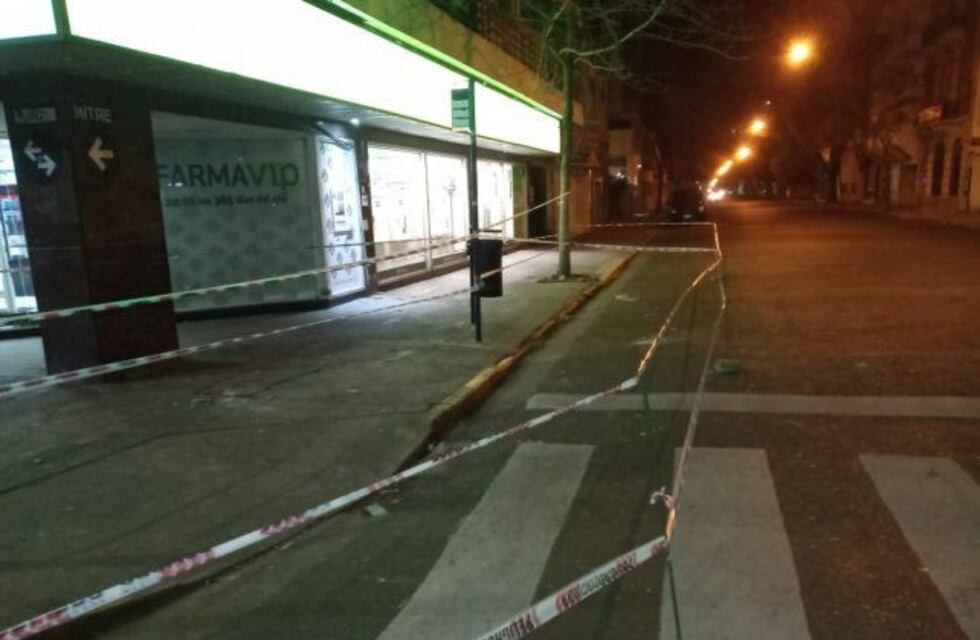 Cayó mampostería de un edificio céntrico y dos mujeres resultaron heridas