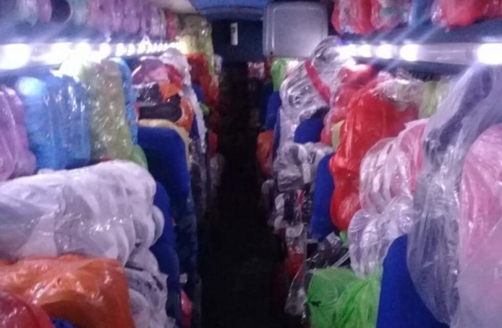 Secuestraron más de un millón de pesos de mercadería a bordo de dos micros en General Lagos