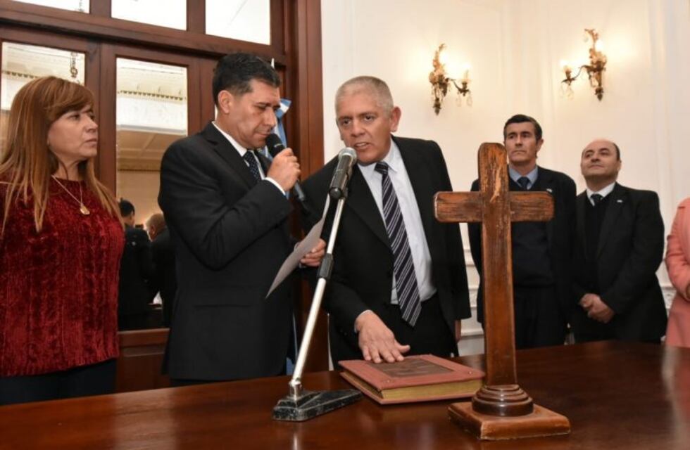 Renunció el Ministro de Hacienda