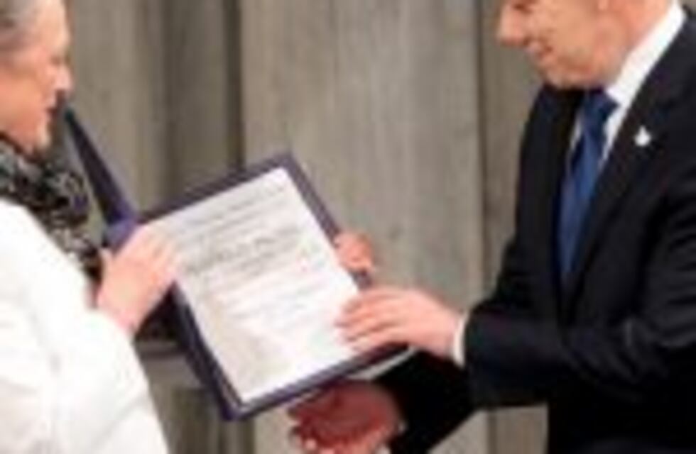 El presidente colombiano Santos recibe el Nobel de la Paz