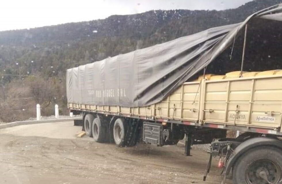 Demandan a un transportista por dañar un puente en Bariloche