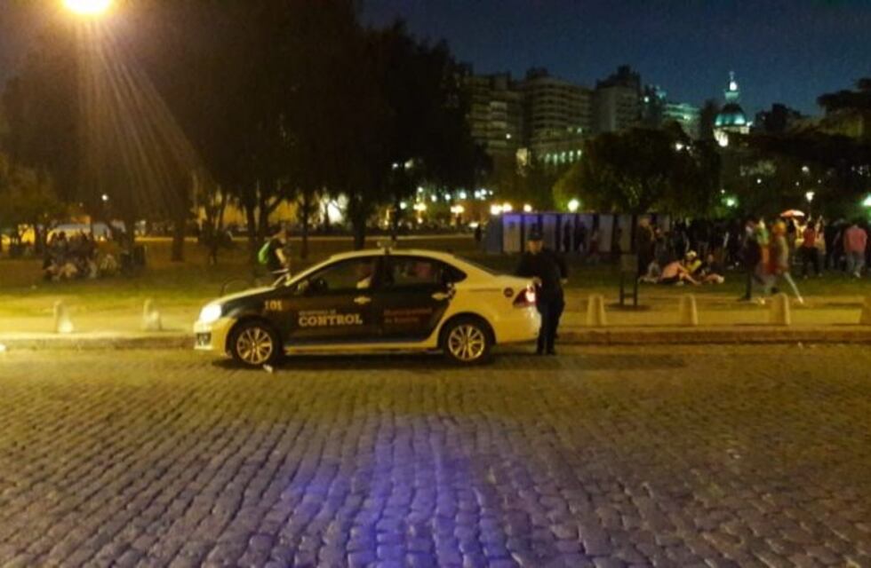 Más de 60 mil jóvenes coparon parques y La Florida en una jornada sin incidentes