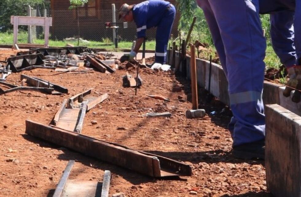 La municipalidad de Oberá avanza con obras de infraestructura en diferentes barrios