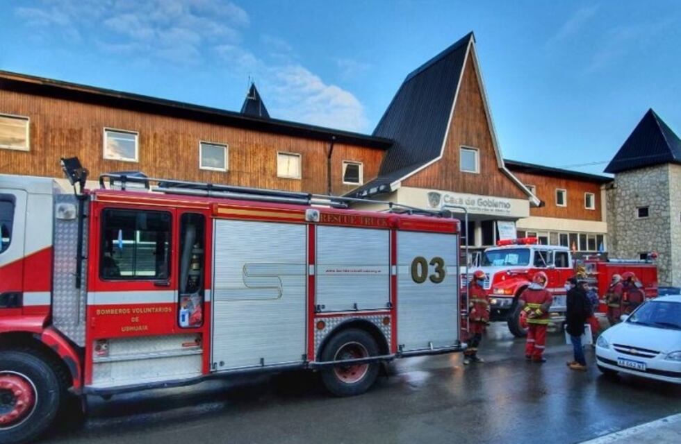 Gobierno pagó la primera cuota de la deuda histórica que mantenía con los bomberos voluntarios