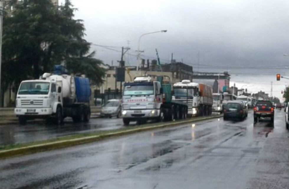 Camioneros frenaron los cortes tras acuerdo con el Municipio