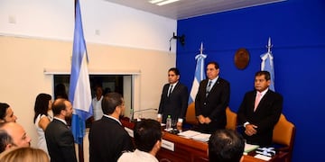 Muy temprano por la mañana sesiona el Concejo Deliberante para tomar juramento al intendente, Jorge Jofre