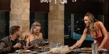 Floppy Tesouro, anfitriona en \