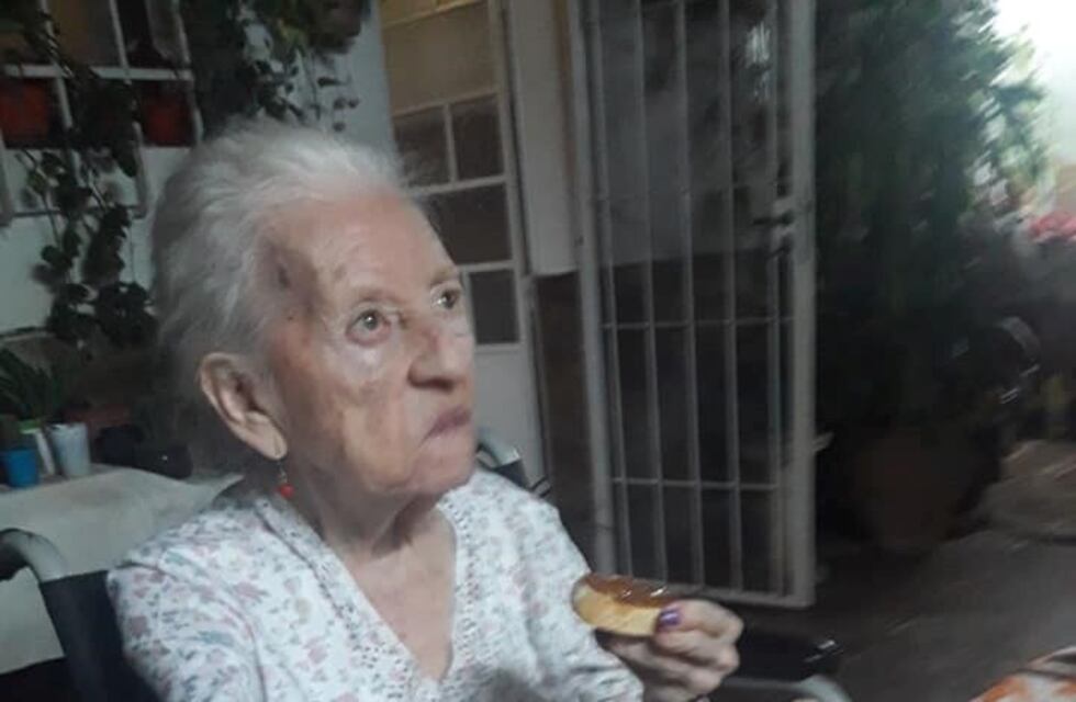 Designaron a dos abuelas centenarias como autoridades de mesa en Santa Fe