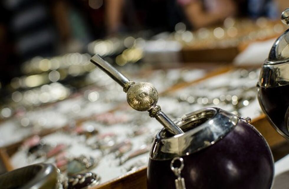 Este viernes reabre el paseo artesanal de la plaza Independencia