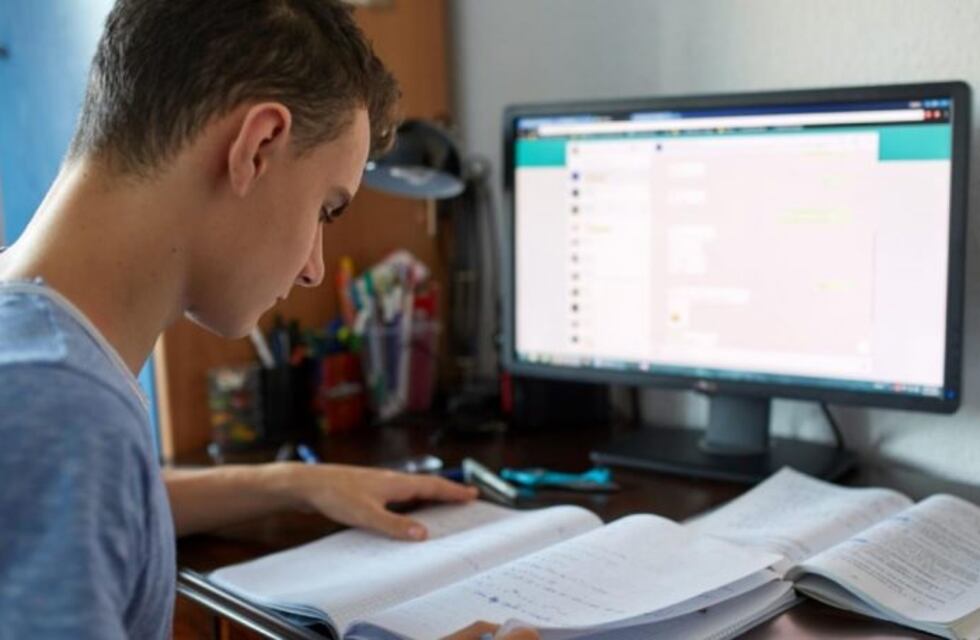 Coronavirus: alumnos del último año de secundario pueden rendir exámenes a distancia en la Ciudad