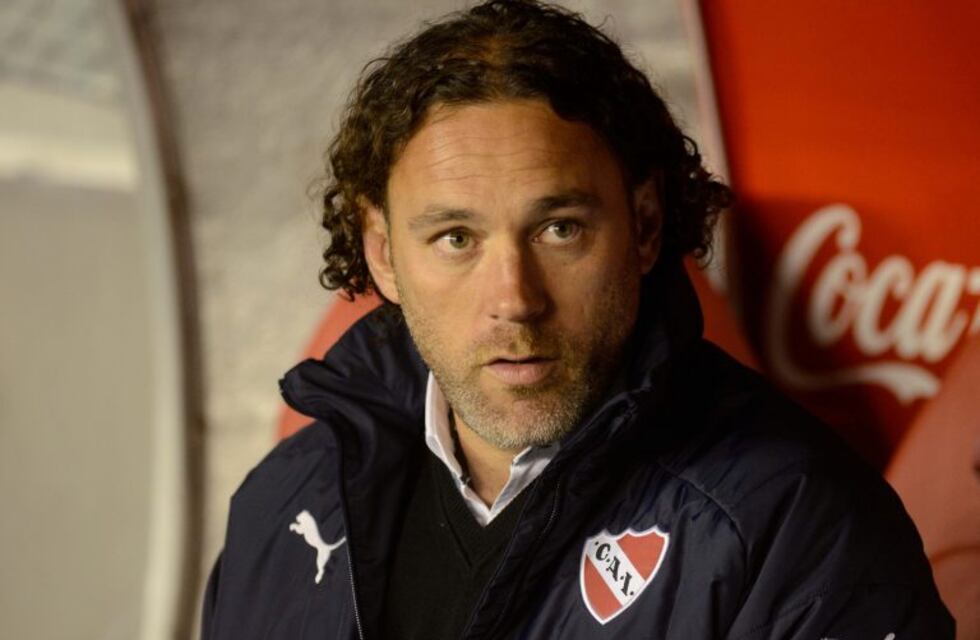 Milito reconoció que el nivel del equipo no es el esperado, pero pide más tiempo