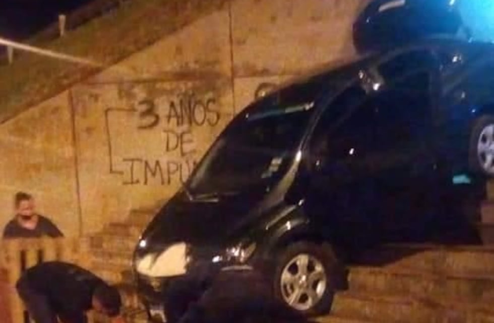 Manejaba borracho, intentó una fuga de película, pero terminó preso en Garupá