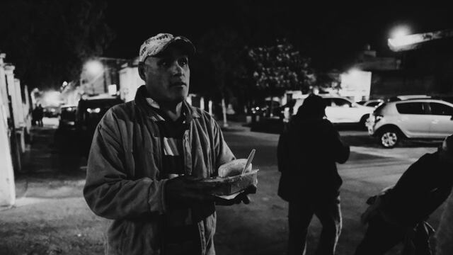 Fundación Manos Abiertas asiste a personas en situación de calle\u002E Créditos: Fabián Gonzalez