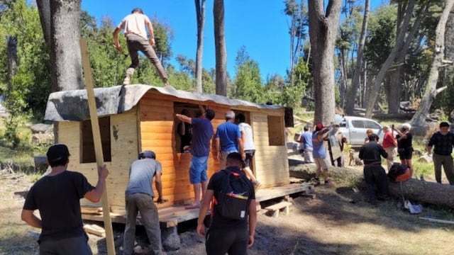 Vecinos autoconvocados lograron desalentar la construcción de una casa en un área protegida de Villa Traful.