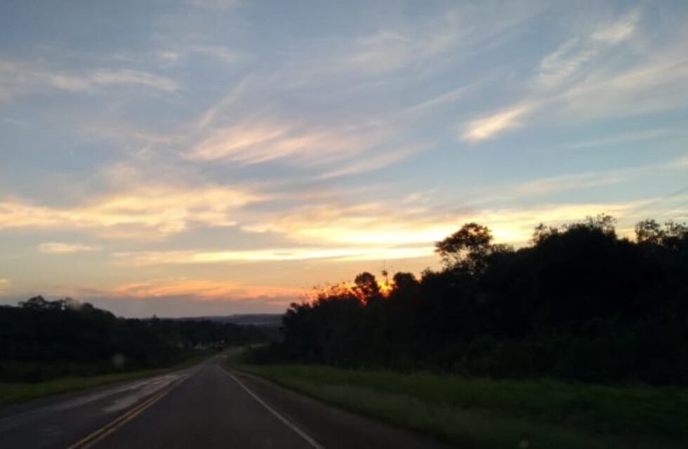 Amanecer fresco y jornada cálida en Posadas