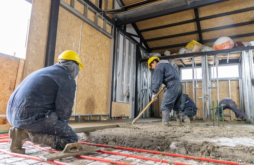 Los salarios en 2023 podrían llegar a perder 20 puntos contra la inflación