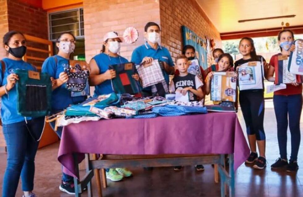 Más de mil mochilas escolares entregadas en Eldorado