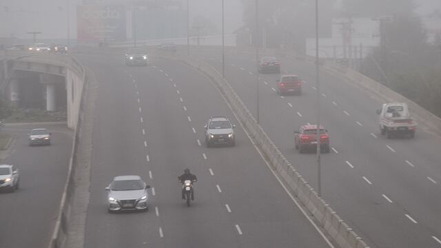 Rosario continúa con neblina. (Imagen ilustrativa).