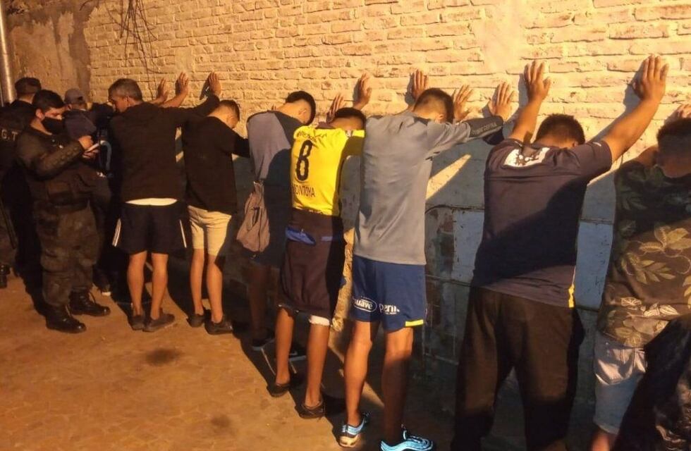 Un centenar de hinchas de Rosario Central fue detenido después del clásico