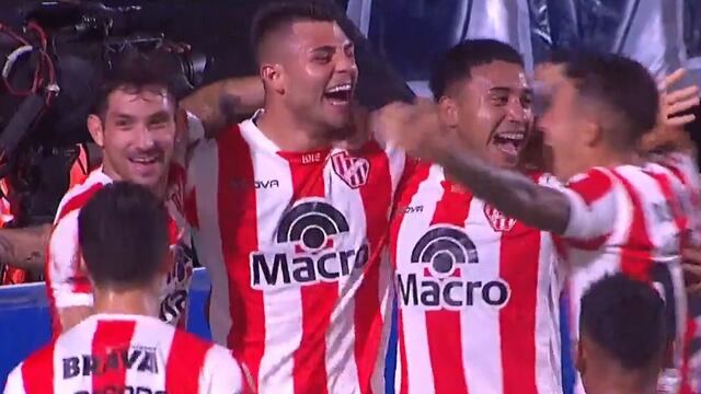 Ignacio Russo marcó el primer gol con la casaca albirroja.