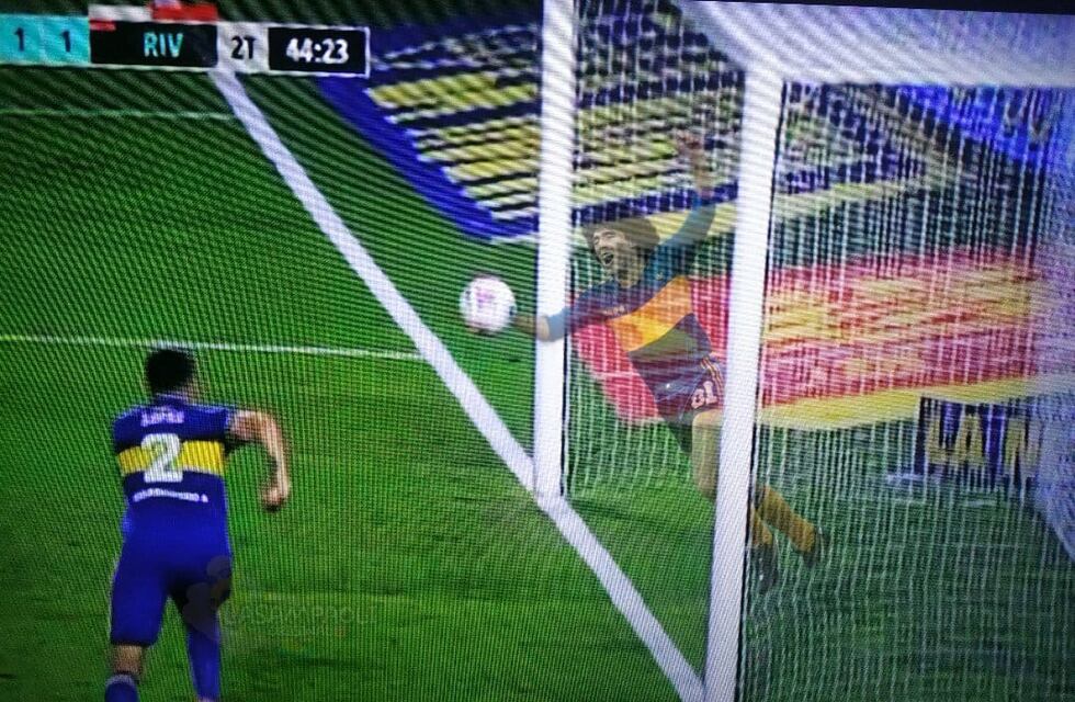 Furor en las redes: el milagro de Maradona que salvó a Boca