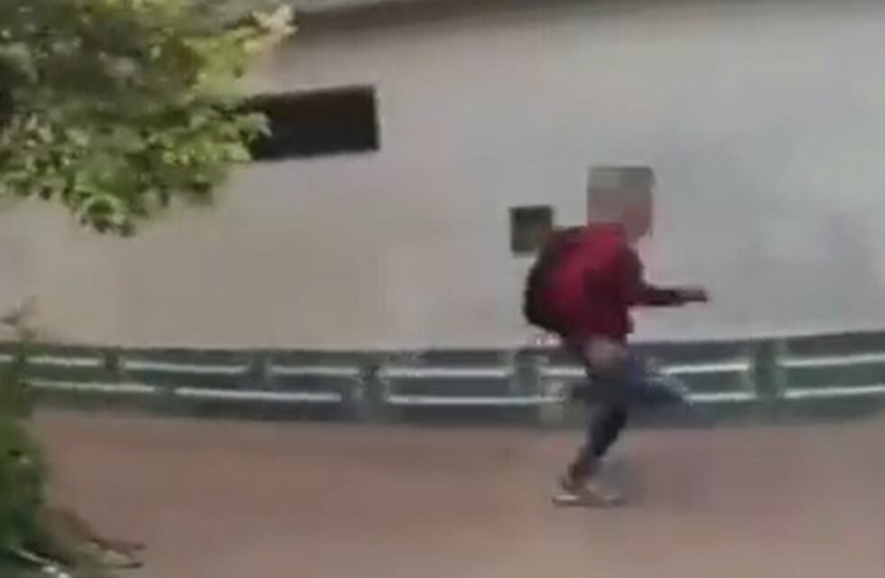 Video: escapaba después de robar medidores de agua en Córdoba, pero fue detenido