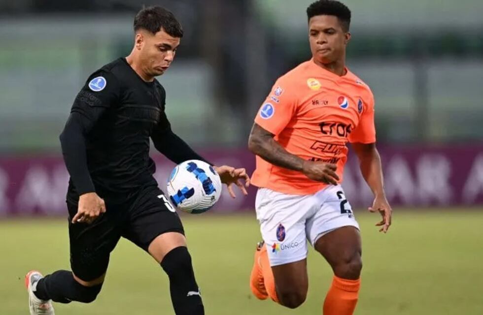 Independiente derrotó 2-0 a Deportivo La Guaira y lucha en la Copa Sudamericana