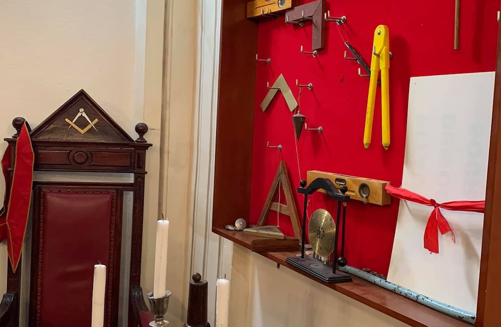 La masonería sigue viva en Rafaela: tiene unos 30 miembros y busca una sede