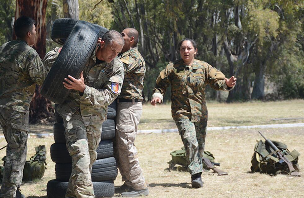Base Baterías: entregan premios del Torneo de Destrezas Militares y de Tiradores Especiales